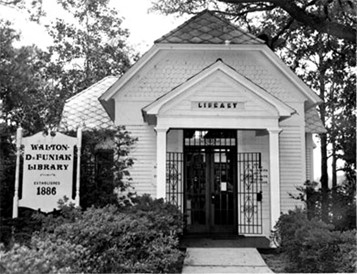 Vintage photo of Walton-DeFuniak Library