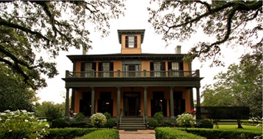 Photo of the Brokaw-McDougall House, current home of the Division of Cultural Affairs